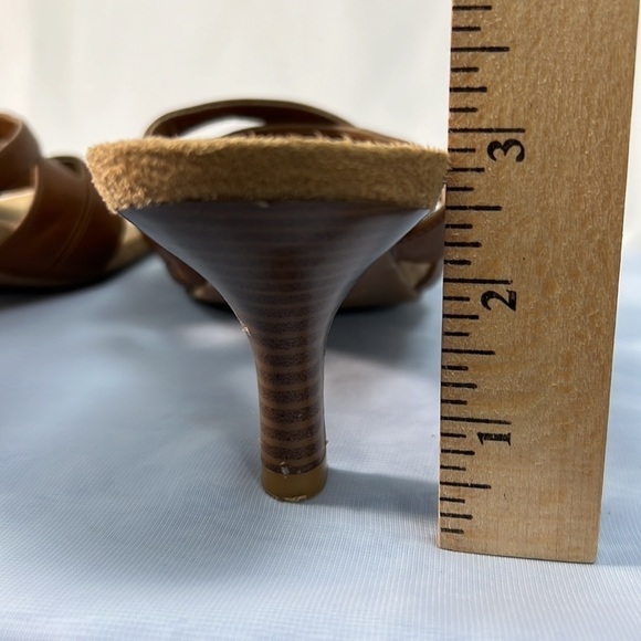 Predictions brown heeled sandals size 8.5 - Picture 10 of 11